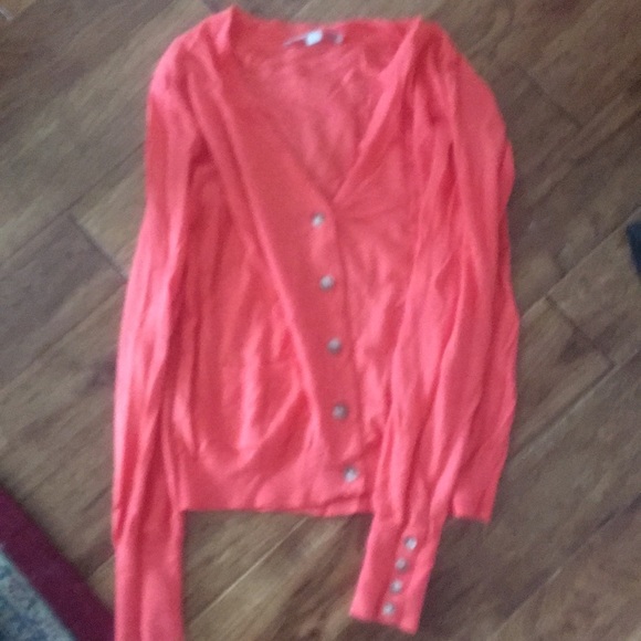 Lot of Loft brand clothes. - Picture 8 of 8